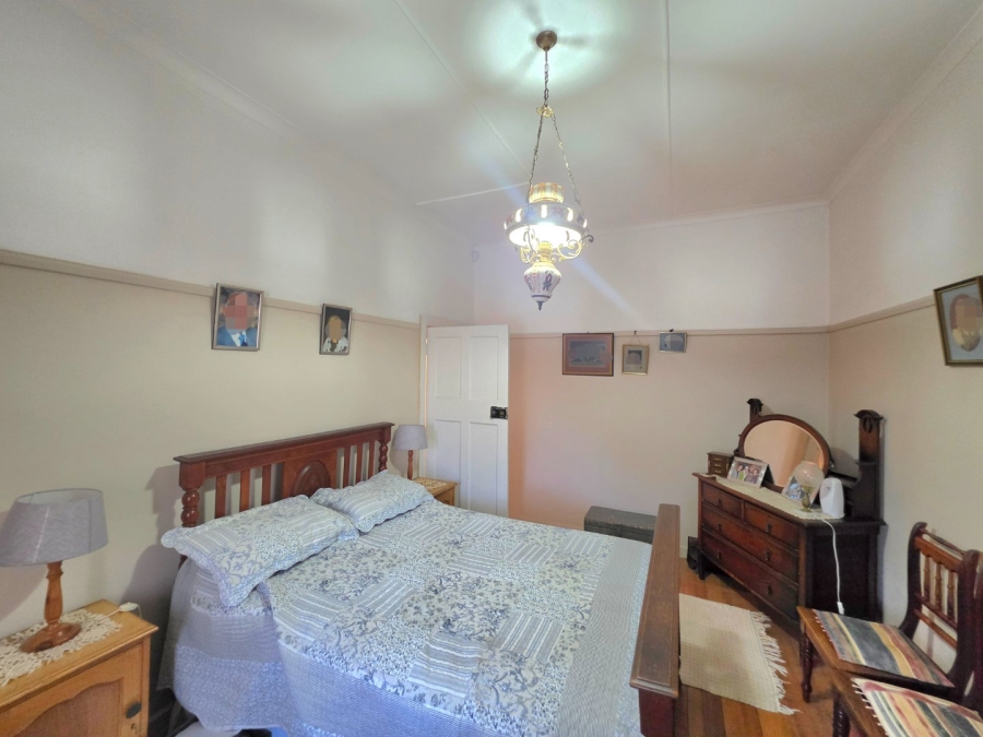 8 Bedroom Property for Sale in Bethlehem Free State